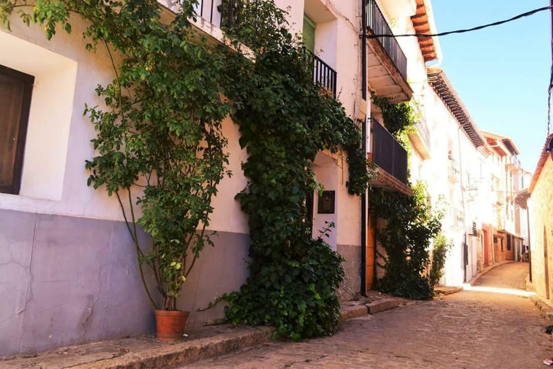 Hostal Restaurante San Millan 오리우엘라 델 트레메달 외부 사진